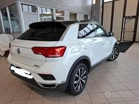 Usata VW T-Roc Style 150 CV (110 kW) 2018 Bianco SUV