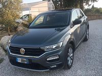 Usata VW T-Roc 115 CV (84 kW) 2018 Grigio SUV