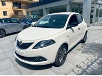 Usata Lancia Ypsilon 69 CV (50 kW) 2017 Bianco Utilitaria