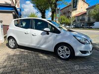 Usata Opel Meriva 95 CV (69 kW) 2017 Bianco Monovolume
