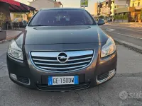 Usata Opel Insignia Cosmo 180 CV (132 kW) 2010 Grigio Station wagon