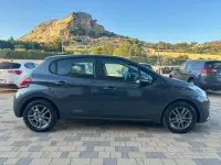 Usata Peugeot 208 Allure 75 CV (55 kW) 2017 Grigio Utilitaria