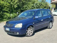 Usata Kia Carens LX 112 CV (82 kW) 2004 Blu Monovolume