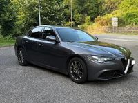 Usata Alfa Romeo Giulia Executive 190 CV (139 kW) 2019 Grigio Berlina