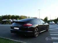 Usata Porsche Panamera 4 300 CV (220 kW) 2011 Nero Utilitaria