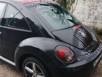 Usata VW New Beetle 105 CV (77 kW) 2008 Nero Utilitaria