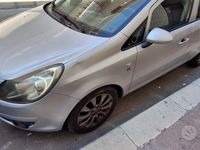 Usata Opel Corsa 75 CV (55 kW) 2011 Grigio Berlina