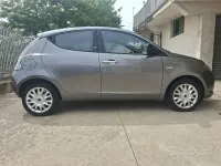 Usata Lancia Ypsilon 95 CV (69 kW) 2011 Grigio Utilitaria