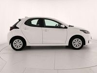 Usata Toyota Yaris Hybrid Active 116 CV (85 kW) 2023 Bianco Berlina