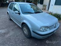 Begagnad VW Golf III 90 HK (66 kW) 1999 Grå Sedan