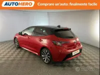 Second-hand Toyota Corolla Style 98 CP (72 kW) 2021 Roșu Berlinǎ