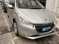 Usata Peugeot 208 Allure 82 CV (60 kW) 2012 Grigio Utilitaria