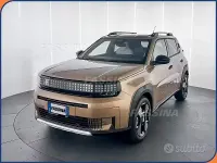 Nuova Fiat Grande Panda La Prima 83 kW (113 CV) 2025 Marrone Utilitaria