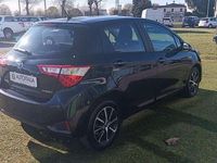 Usata Toyota Yaris Hybrid Active 73 CV (53 kW) 2018 Nero Berlina