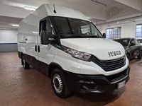 Usata Iveco Daily 136 CV (100 kW) 2022 Bianco pastello Furgone