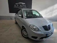 Begagnad Lancia Ypsilon 60 HK (44 kW) 2009 Grå Halvkombi