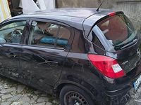 Usata Opel Corsa 85 CV (62 kW) 2011 Nero Utilitaria