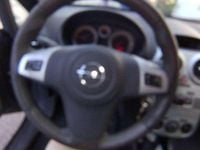 Usata Opel Corsa Sport 90 CV (66 kW) 2008 Nero Berlina