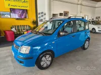 Usata Fiat Panda Active 54 CV (39 kW) 2004 Blu Utilitaria