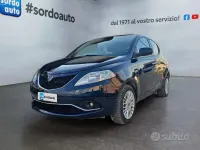 Usata Lancia Ypsilon Gold 69 CV (50 kW) 2017 Blu Utilitaria