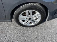 Usata Kia Ceed 115 CV (84 kW) 2019 Grigio Utilitaria