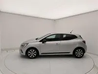Usata Renault Clio Equilibre 145 CV (106 kW) 2022 Grigio chiaro Utilitaria