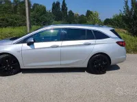 Usata Opel Astra 136 CV (100 kW) 2016 Grigio Station wagon