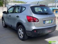 Usata Nissan Qashqai Tekna 114 CV (83 kW) 2007 Grigio SUV