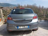 Usata Opel Astra GTC 136 CV (100 kW) 2006 Grigio Coupé