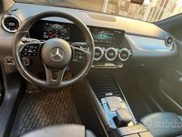Begagnad Mercedes B180 136 HK (100 kW) 2019 Svart Minibuss