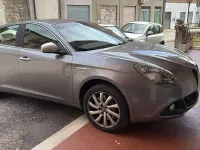 Usata Alfa Romeo Giulietta Ti 120 CV (88 kW) 2020 Grigio Utilitaria