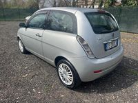 Usata Lancia Ypsilon 59 CV (43 kW) 2008 Argento Utilitaria