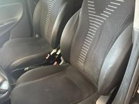 Usata Lancia Ypsilon 69 CV (50 kW) 2012 Nero Utilitaria