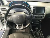 Usata Peugeot 2008 Allure 100 CV (73 kW) 2018 Bianco SUV