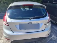Usata Ford Fiesta Titanium 75 CV (55 kW) 2015 Grigio Utilitaria