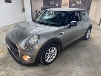 Usata Mini Cooper 95 CV (69 kW) 2016 Grigio Utilitaria