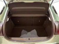 Nuova Lancia Ypsilon 100 CV (73 kW) 2026 Vernice verde giada Utilitaria