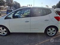 Usata Kia Venga 116 CV (85 kW) 2011 Bianco Utilitaria