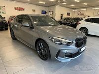 Begagnad BMW 118 M Sport 136 HK (100 kW) 2023 Grå Halvkombi