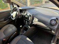 Usata Renault Captur 90 CV (66 kW) 2016 Nero SUV