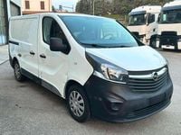 Usata Opel Vivaro 120 CV (88 kW) 2018 Bianco Monovolume