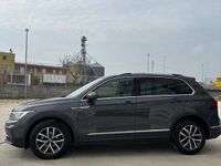 Usata VW Tiguan Life 122 CV (89 kW) 2022 Grigio SUV