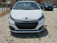 Usata Peugeot 208 Allure 82 CV (60 kW) 2018 Bianco Utilitaria