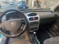 Usata Opel Corsa 60 CV (44 kW) 2003 Verde Utilitaria