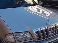 Usata Mercedes C180 122 CV (89 kW) 2000 Grigio Berlina
