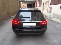 Usata Mercedes C180 Business 122 CV (89 kW) 2019 Nero Station wagon