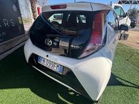 Usata Toyota Aygo X-pure 69 CV (50 kW) 2017 Bianco Utilitaria