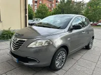 Usata Lancia Ypsilon Platinum 69 CV (50 kW) 2013 Grigio Utilitaria