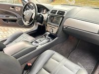 Usata Jaguar XK 258 CV (189 kW) 2009 Grigio Cabrio