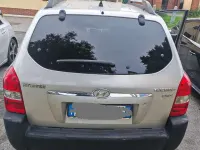 Usata Hyundai Tucson Active 140 CV (102 kW) 2005 Argento SUV